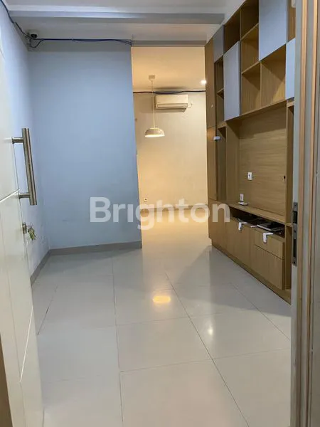 image RUMAH 3 LANTAI CLUSTER THE HEIGHT SERPONG SEMU FURNISHED SIAP HUNI (2)