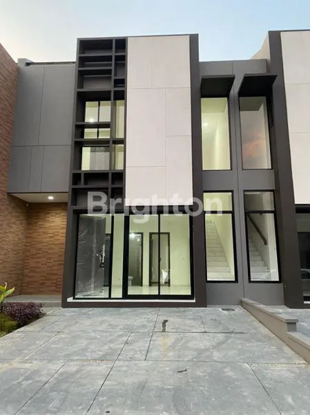 RUMAH FLAVIO SUVARNA SUTERA