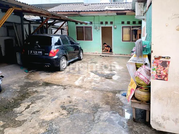 image RUMAH LUAS SUPER STRATEGIS PINGGIR JALAN RAMAI COCOK UNTUK USAHA KOMERSIAL & KOS-KOSAN, HOTEL, RESTORAN, COFFEE & USAHA LAINNYA DI GROGOL JAKARTA BARAT. (3)