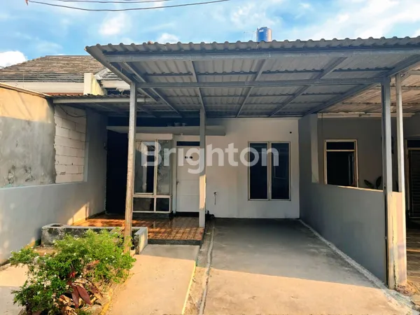 image RUMAH MURAH 2 LANTAI BELLA VISTA KARAWACI DEKAT SUPERMALL, SEKOLAH & GERBANG TOL (1)