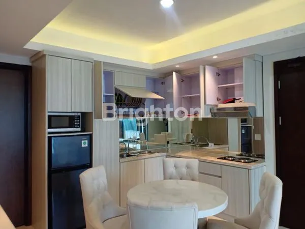 image [FOR RENT] UNIT APARTEMEN HOOK 4BR, 3KM – VIEW LAUT & KOLAM, DALAM MALL, TENGAH KOTA BALIKPAPAN! (1)