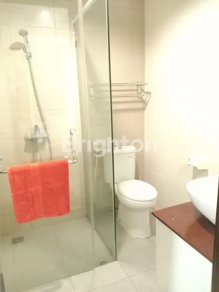 image [FOR RENT] UNIT APARTEMEN HOOK 4BR, 3KM – VIEW LAUT & KOLAM, DALAM MALL, TENGAH KOTA BALIKPAPAN! (8)