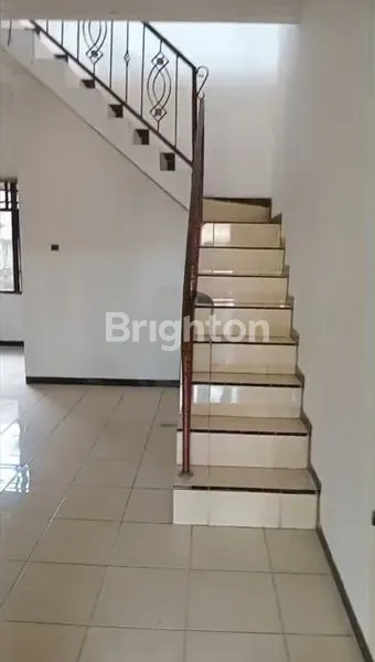 image RUMAH SIAP HUNI BANGUNAN KOKOH 6KT DI PEDURUNGAN - COCOK UNTUK KANTOR & MESS (7)