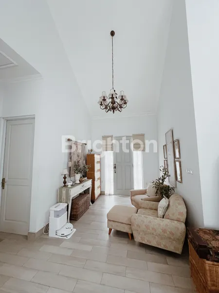 image RUMAH CANTIK TERAWAT SIAP HUNI HARGA TERJANGKAU CINERE (3)