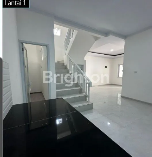 image RUMAH BARU PROMO DURI KEPA UK 3.7X18.3 AKSES JALAN 3 MOBIL HADAP SELATAN JAKARTA BARAT (4)