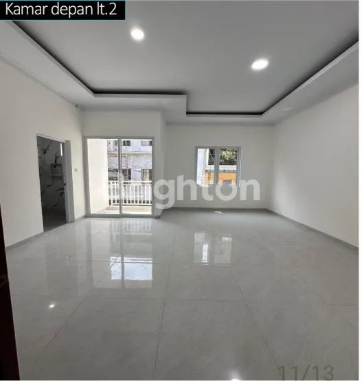 image RUMAH BARU PROMO DURI KEPA UK 3.7X18.3 AKSES JALAN 3 MOBIL HADAP SELATAN JAKARTA BARAT (6)
