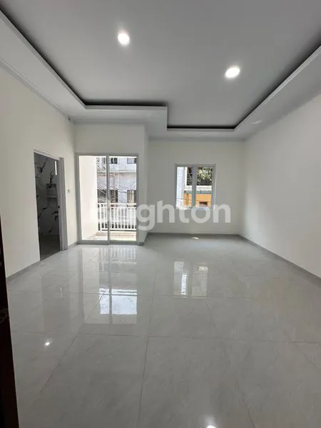 image SISA 2 UNIT RUMAH BARU INDENT DI DURI KEPA (7)