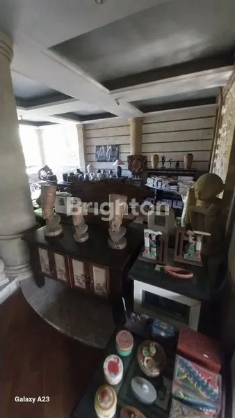 image GEDUNG SENI DENGAN PEMANDANGAN LAUT (3)