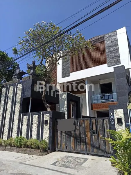 image RUMAH MEWAH LOKASI STRATEGIS KAWASAN ELIT DIRENON  (1)