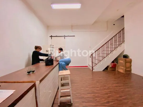 image RUMAH KANTOR CAFE PESANGGRAHAN PETUKANGAN UTARA JAKARTA SELATAN (3)