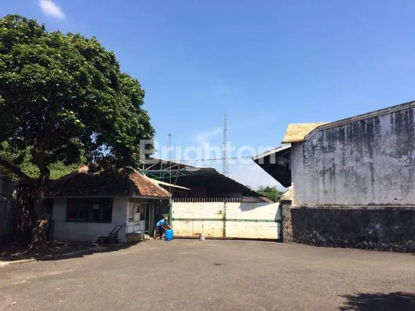 image PABRIK LUAS DAN STRATEGIS DI PINGGIR JALAN RAYA UJUNG BERUNG, BANDUNG (8)