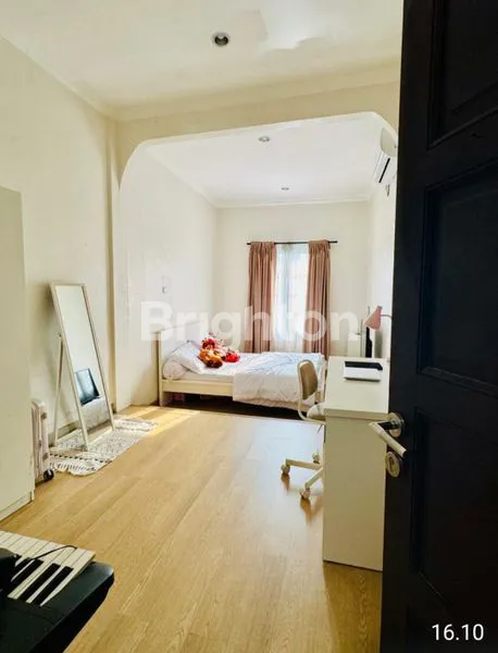 image DIJUAL RUMAH 2 LANTAI DI CLUSTER CELESTA, GRAHA RAYA, BINTARO, TANGERANG (7)