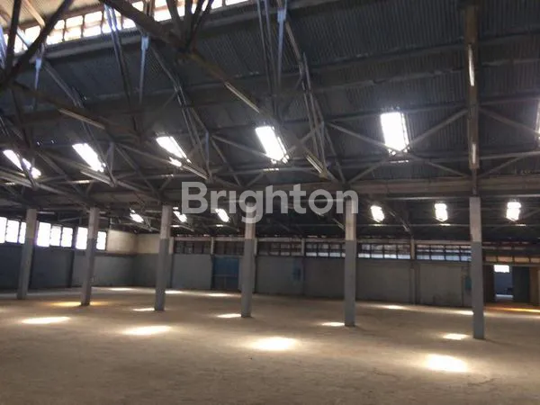 image PABRIK LUAS DAN STRATEGIS DI PINGGIR JALAN RAYA UJUNG BERUNG, BANDUNG (2)