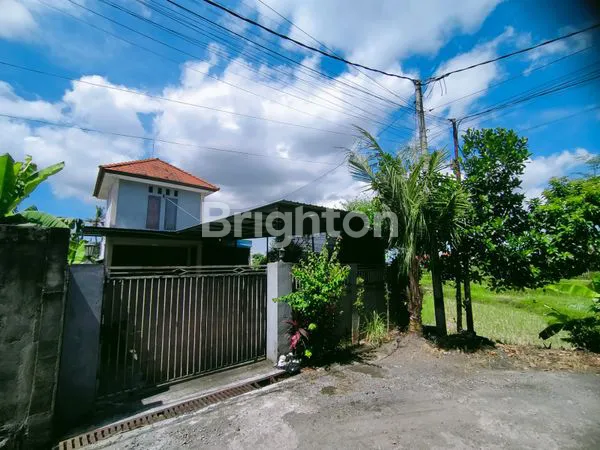 image DIJUAL TANAH 1,5 ARE DI AREA DALUNG SUDAH ADA RUMAHNYA  (1)