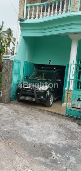 image RUMAH BURING GOR KEN AROK 3 LANTAI (3)