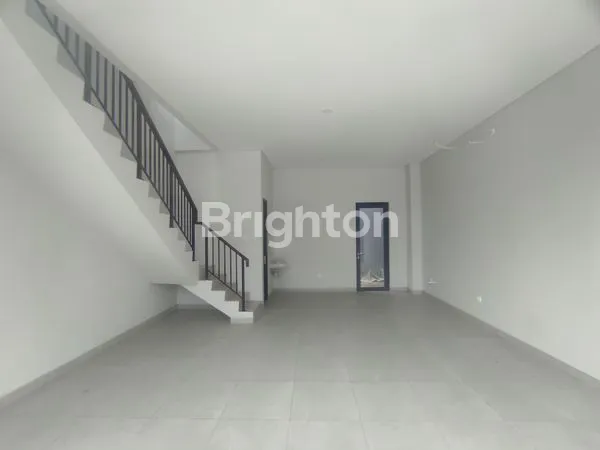 MAU BISNIS KULINER ATAU BUKA KANTOR POSISI HOOK , RUKO 3 LANTAI DI KOTA WISATA