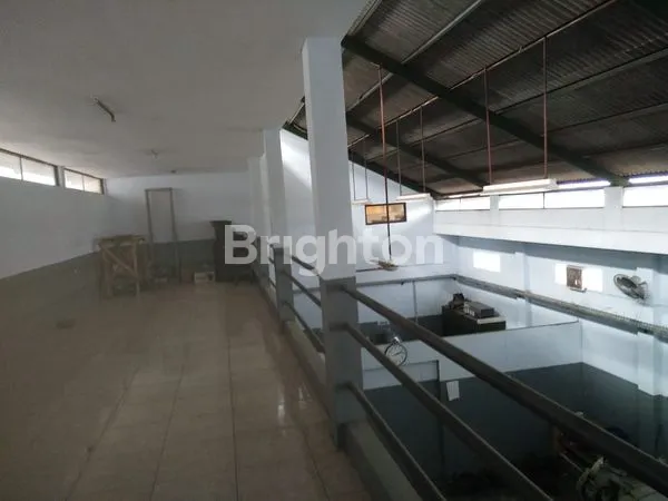 image RUMAH + WORKSHOP STRATEGIS DI PINGGIR JALAN PASIR IMPUN, SUKAMISKIN, BANDUNG (2)