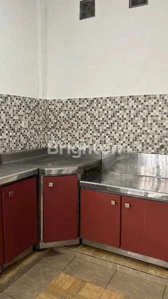 image RUMAH MINIMALIS SIAP HUNI TENGAH KOTA BSD (4)