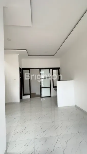 image RUMAH BARU GRESS SIAP HUNI DARMO HARAPAN INDAH DEKAT SUKOMANUNGGAL RAYA SATELIT TANDES GRAHA FAMILI PAKUWON MALL (4)