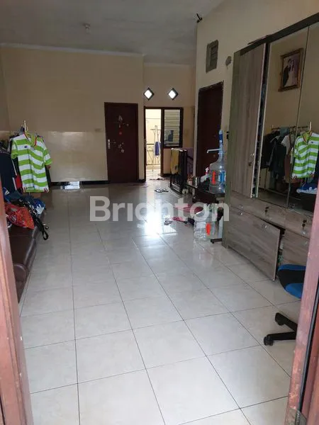 image RUMAH DI JALAN LEBAK PERMAI (2)