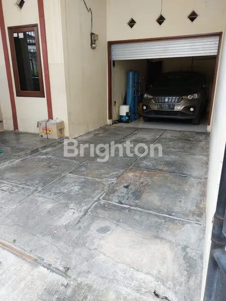 image RUMAH DI JALAN LEBAK PERMAI (1)