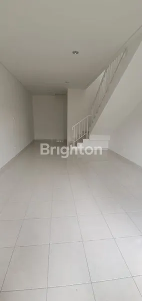 image RUKO SIAP HUNI DI THE SAVIA BSD, LT 45M² (8)