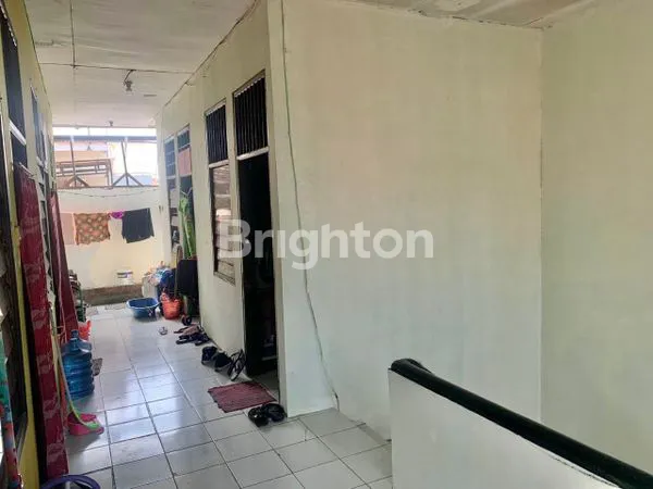 image RUMAH KOST 2 LANTAI 10 KAMAR ROW MOTOR DI KEMANGGISAN (3)