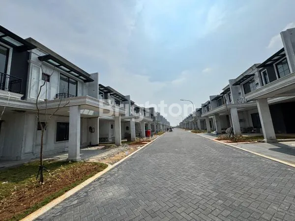 image RUMAH HOEK VILLA PASIR PUTIH PIK 2 UNDER PRICE (1)