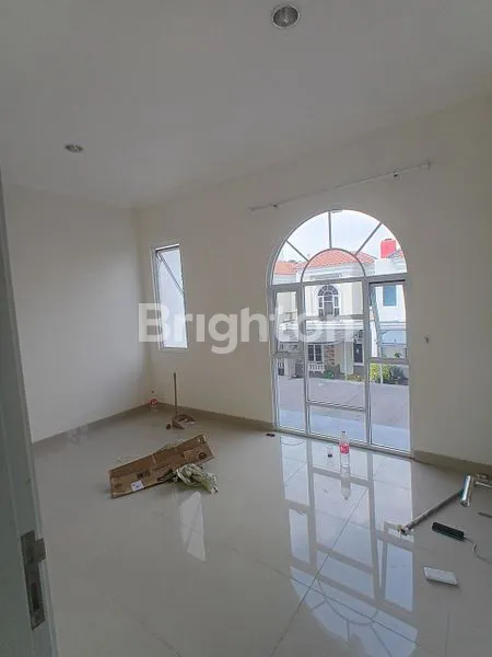 image RUMAH BARU RENOVASI DI JGC CLUSTER LA SEINE CAKUNG JAKARTA TIMUR SHM (6)