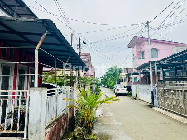 image DIJUAL !! RUMAH + 4 UNIT KONTRAKAN DI JL M SAID - SAMARINDA  (2)