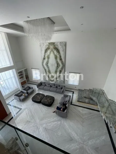 image RUMAH 2 LANTAI SIAP HUNI AREA GAJAHMUNGKUR SEMARANG (1)