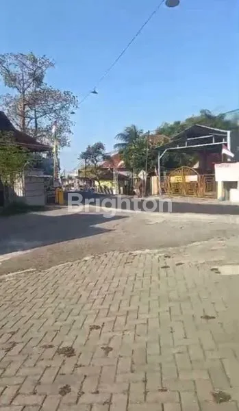image RUMAH MAKAN NOL JALAN DEKAT TAMAN SAFARI PASURUAN (2)