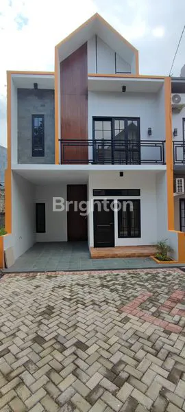 image RUMAH 2 LANTAI DIJUAL DI CIMANGGIS (2)