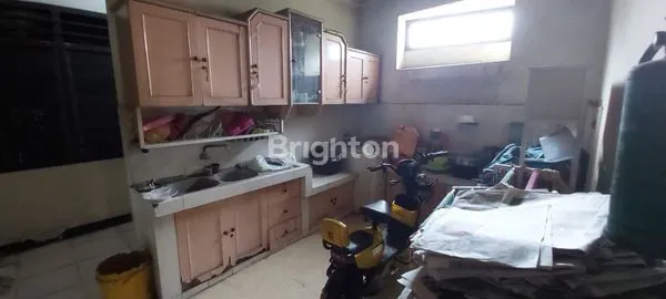 image RUMAH KOMERSIIL NOL JALAN KAWI (5)