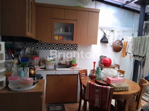 image RUMAH DALAM KOMPLEK MURAH LINGKUNGAN SEJUK SAWANGAN DEPOK (7)