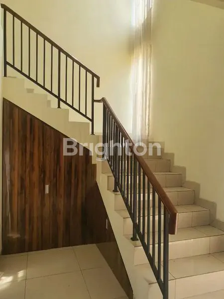 image RUMAH BAGUS DI KOTA HARAPAN INDAH CLUSTER ARANA BEKASI SEMI FURNISHED SHM (3)