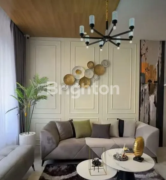 image RUMAH EKSKLUSIF DIJUALNYA GIVENCY ONE DIJUAL (1)