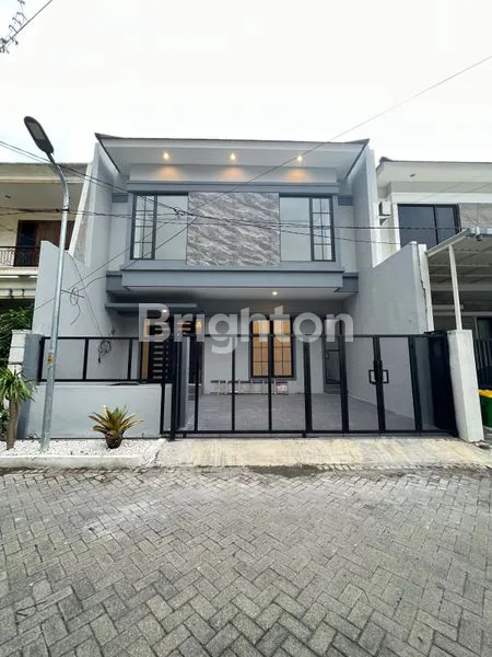 image KLAMPIS SEMOLO DEKAT MANYAR (1)