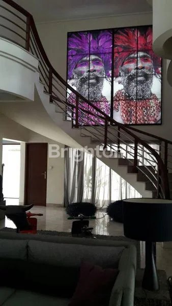 image RUMAH ASRI 2 LANTAI DI KUTA UTARA BALI (6)