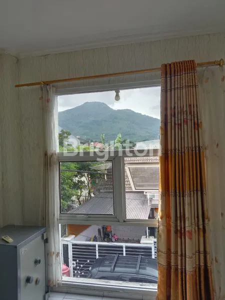 RUMAH 1,1 M 2 LANTAI HANYA 6 MENIT DARI UNPAD DAN ITB JATINANGOR