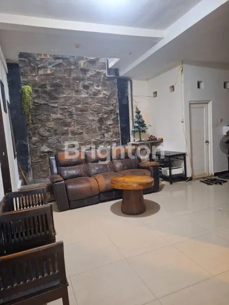 image RUMAH PREMIUM DAN ISTIMEWA DI AREA PENAMPARAN (4)