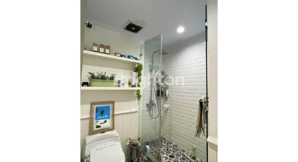 image APARTEMEN SEMI FURNISH SIAP HUNI KEMAYORAN JAKARTA UTARA (5)