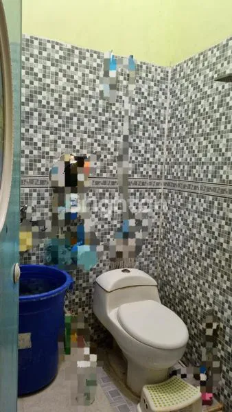 image DIJUAL RUMAH 2 LANTAI HARGA MURAH DI MEDOKAN SEMAMPIR SURABAYA (4)