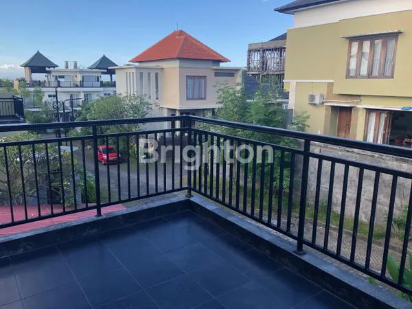 image RUMAH LANTAI 2 DI JIMBARAN (7)