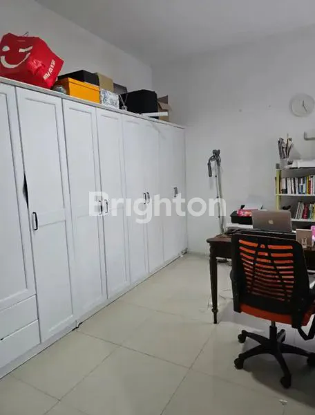 image RUMAH LUAS 4+1 KAMAR DI CITRA 7 BLOOMINGDALE – SIAP HUNI! (2)