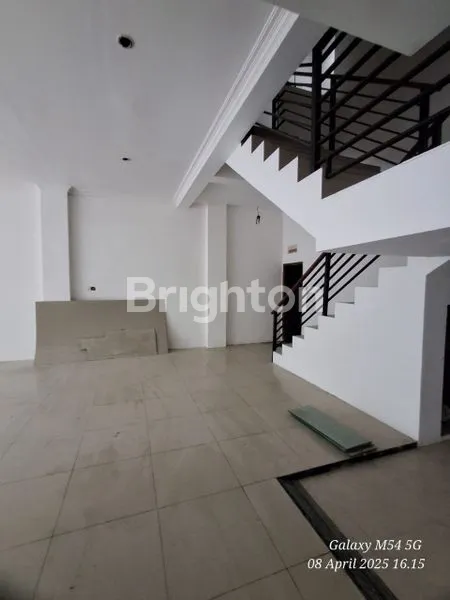 image RUKO BESAR 2 LANTAI LOKASI STRATEGIS (6)