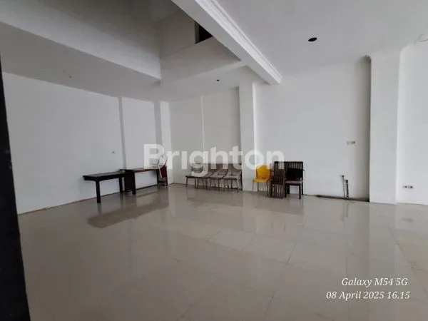 image RUKO BESAR 2 LANTAI LOKASI STRATEGIS (7)