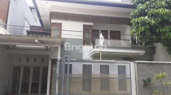 image RUMAH DI KEBAYORAN BARU JAKARTA SELATAN (5)