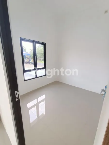 image RUMAH MINIMALIS GRIYA FREYA TYPE 36/72 DAMARSIH SIDOARJO (3)