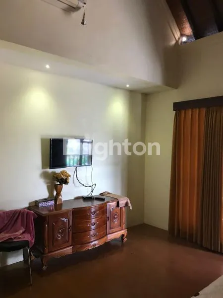 image RUMAH SEMI VILLA DI BATUAN GIANYAR  (3)